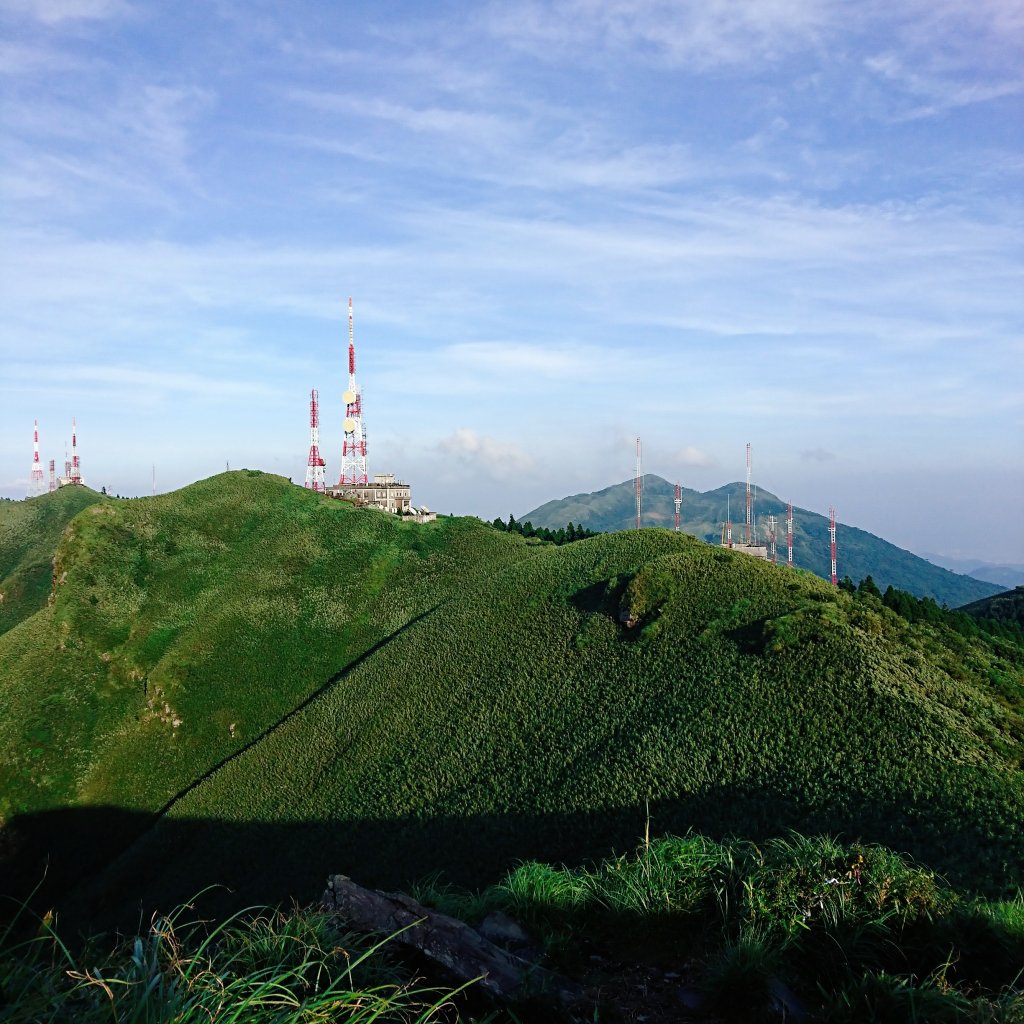 小觀音山西峰封面圖