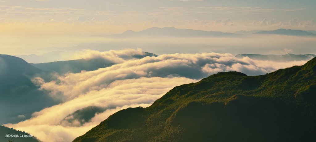 #七星山 #火燒雲 #雲瀑 #雲海 #日出 8/24 & #霧虹 #觀音圈 9/12_2868322
