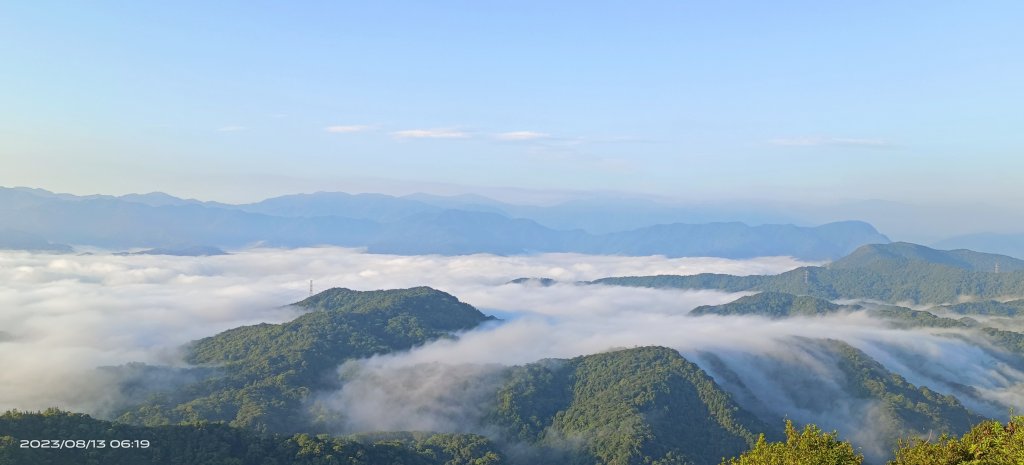 永遠看不膩的二格山藍天綠地雲海流瀑+日出火燒雲8/12&13陽明山流星雨夜空_2246735