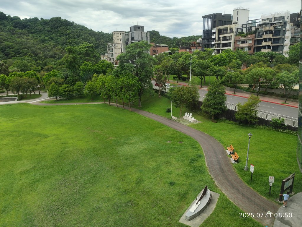 大湖公園→大溝溪生態治水園區→圓覺寺步道→圓覺瀑布→圓覺寺→鯉魚山步道【臺北大縱走 4、臺北健走趣】_2849073
