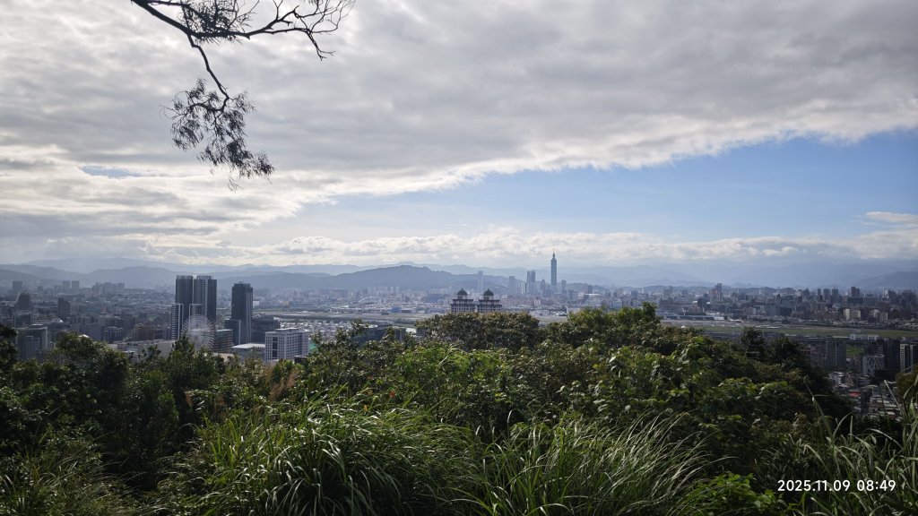 20251109 士林站到大湖站(福山宮_腰繞_燕溪古道_翠山步道_龍船岩_大溝溪)_2932331