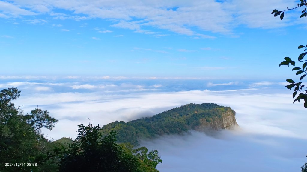 二訪馬拉邦山，解鎖 #琉璃光雲海 #日出雲海  #血月 #斜射光 #楓葉紅了！_2668580