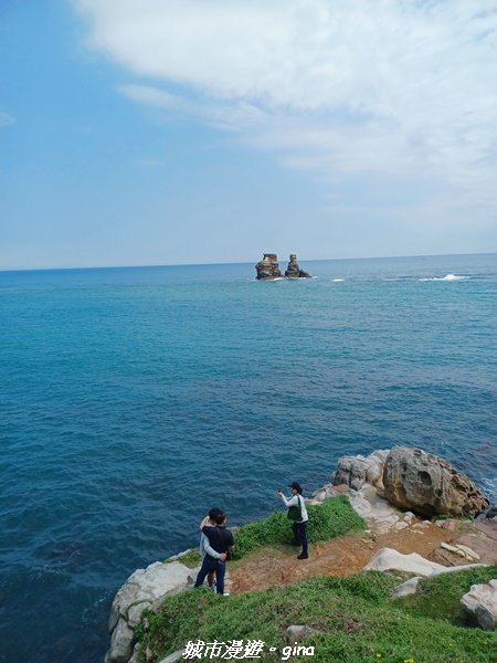 【新北金山】三面臨海視野佳。 獅頭山公園步道x神秘海灘x燭臺雙嶼_2818743