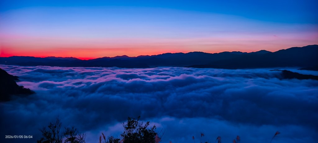 #新店四十份 #翡翠水庫壩頂 #覺真宮 #雲海 #日出 #雲瀑 #霧虹 1/5_2977220