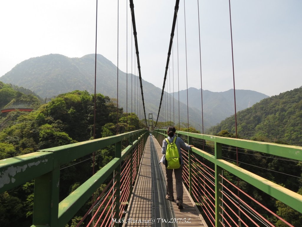 《南投》峽谷瀑布｜東埔八通關古道-雲龍瀑布20170416_2887724