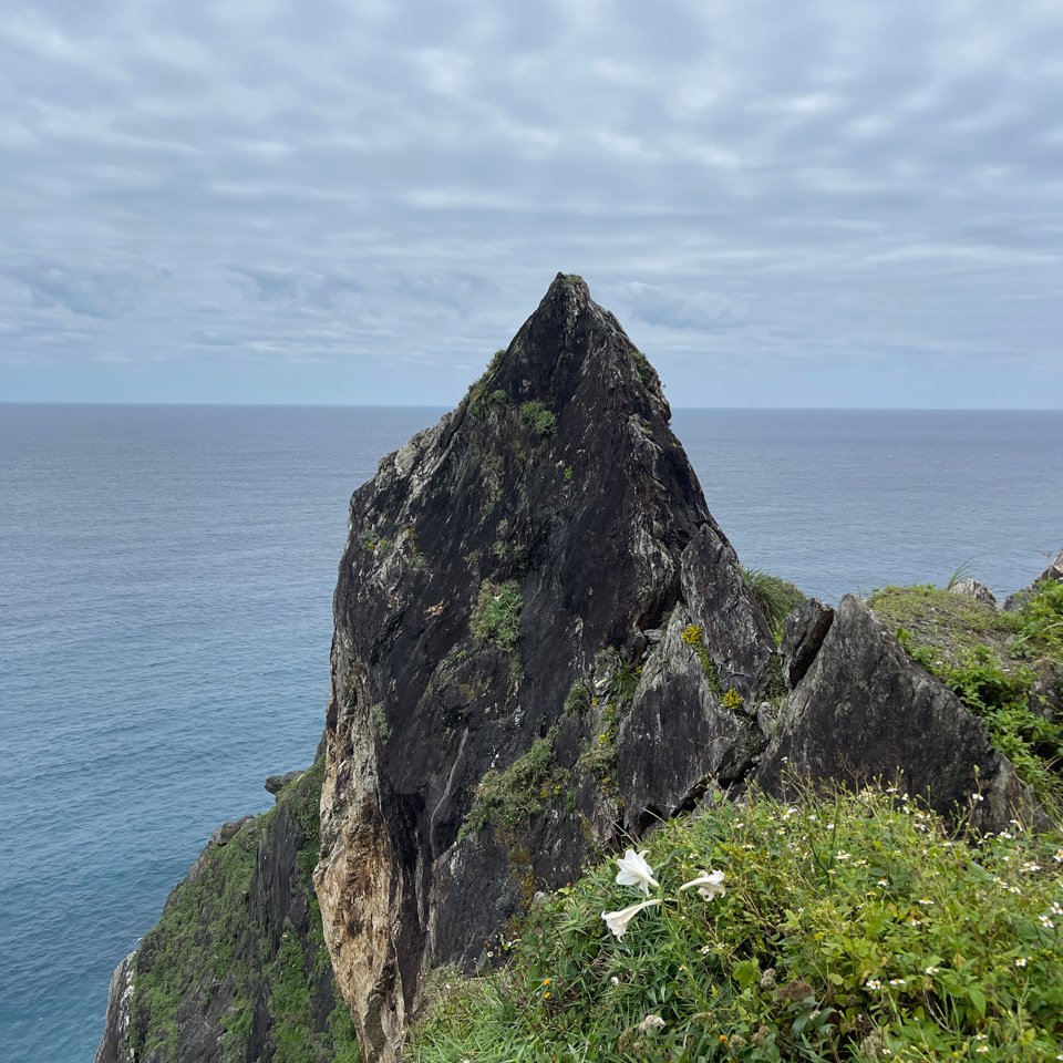 烏岩角封面圖