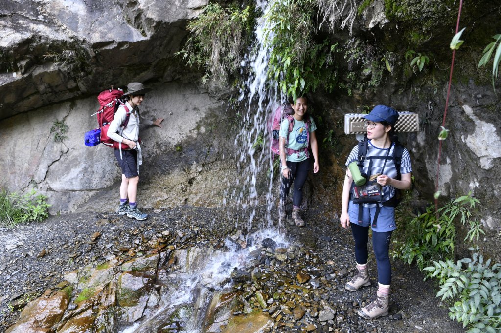 八通關上玉山_1025067