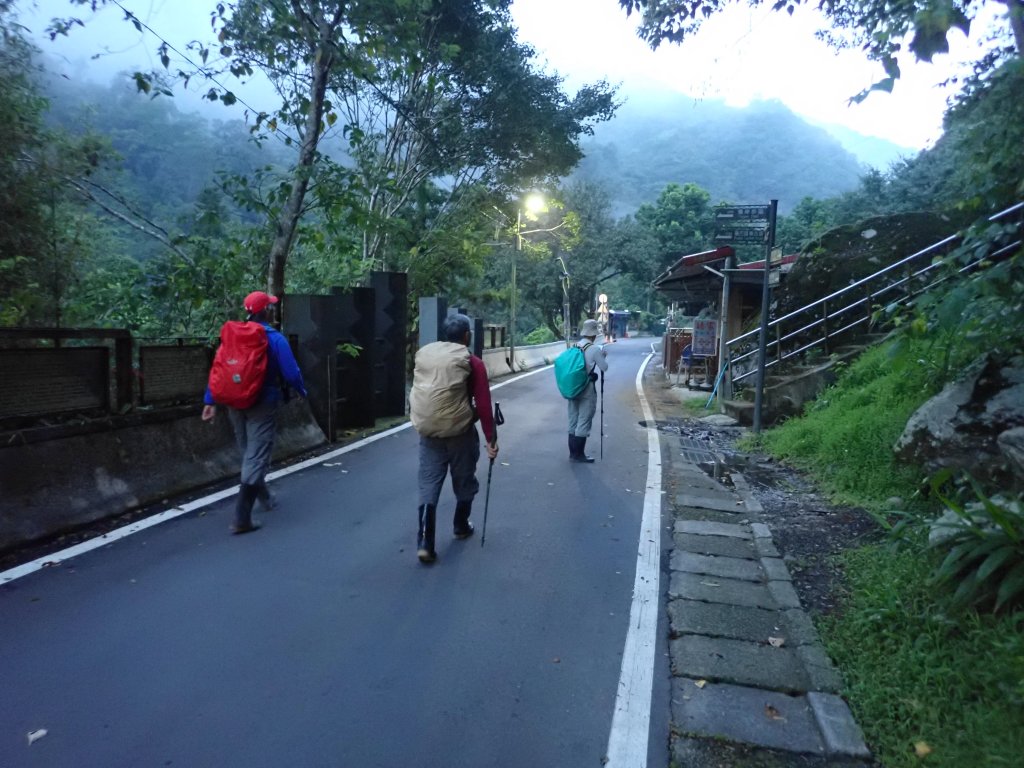 福山往返茶墾山，大台北郊山百岳之馬克完百封面圖