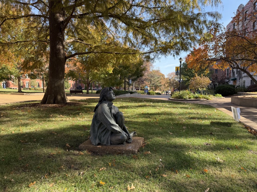 [紐約馬之行-52] 2025_1112 聖路易斯大學_2953341