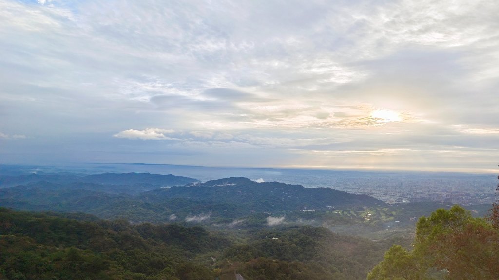 雨後台中大坑頭嵙山出大景_1925126