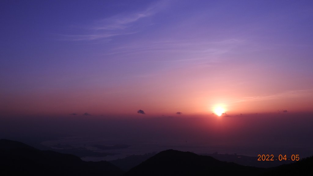 山中何所有，嶺上多白雲。 只可自怡悅，不堪持贈君。4/5陽明山再見雲瀑&觀音圈_1663254