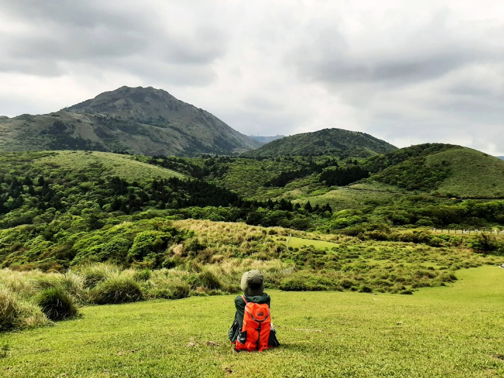 走遍陽明山：擎天崗系｜景遠心自闊，潺潺溪水聲洗去一身憂_2113960
