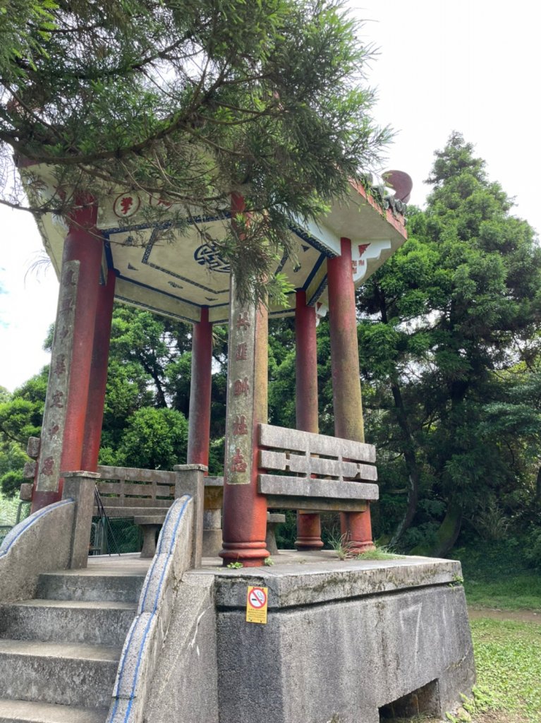 擎天崗尋堡_1728833