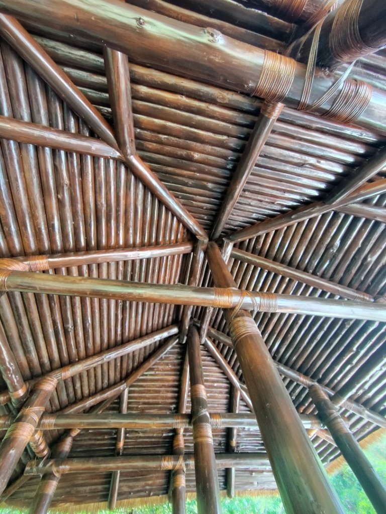 達娜伊谷-里美避難步道-巨石板步道-約富霓_2788544