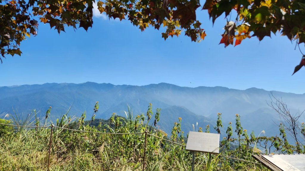 【中級山 】楓紅古戰場，馬那邦山_2742007