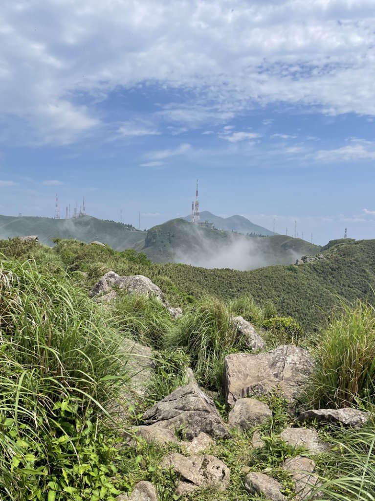 小觀音山西峰封面圖