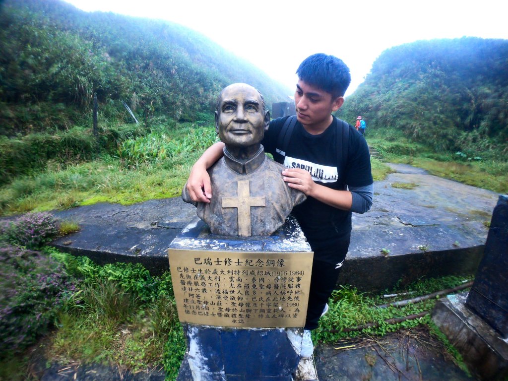 雲霧霧雨濛濛尋找聖母之地_448670