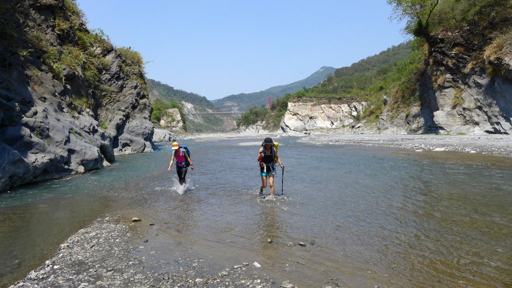 哈尤溪天然彩壁畫作_565470