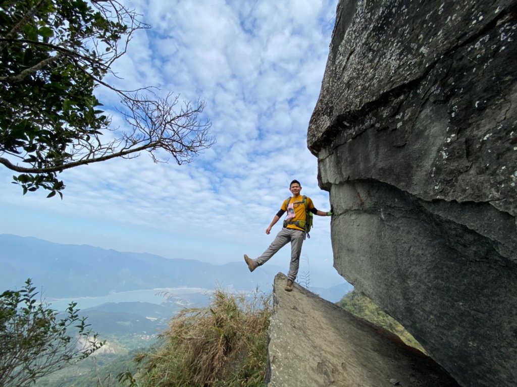 三腳南山【愛 總是住在恨裡面】_1259396