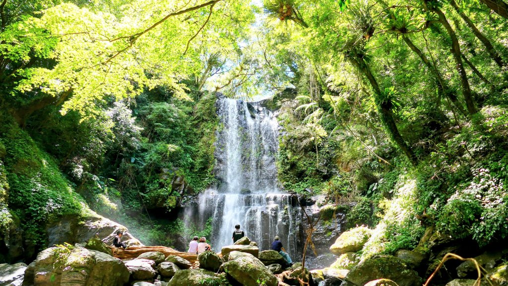 雲森瀑布封面圖
