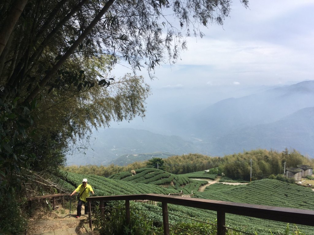 210501衝居父女同遊大尖山_1369183