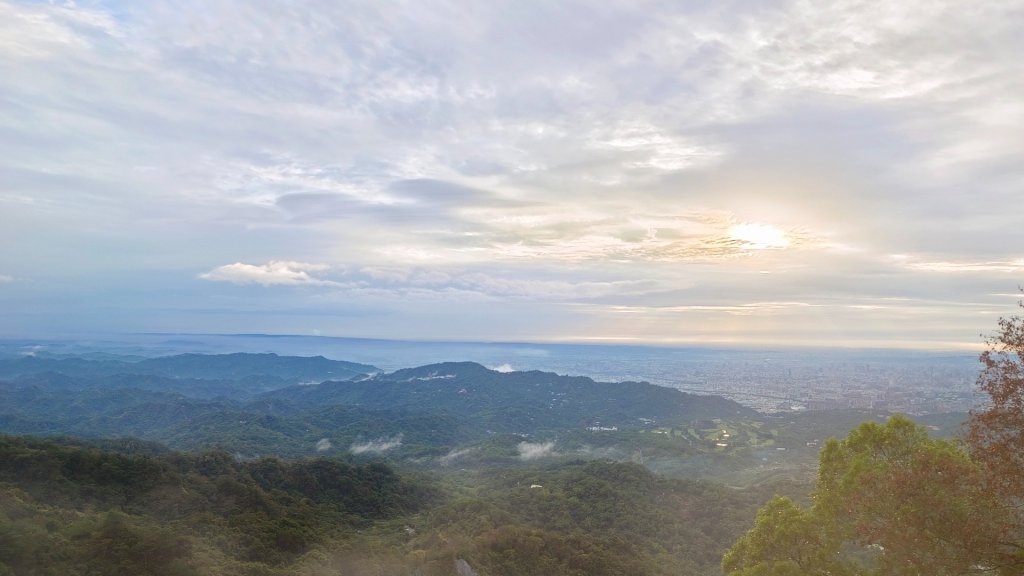 雨後台中大坑頭嵙山出大景_1925125