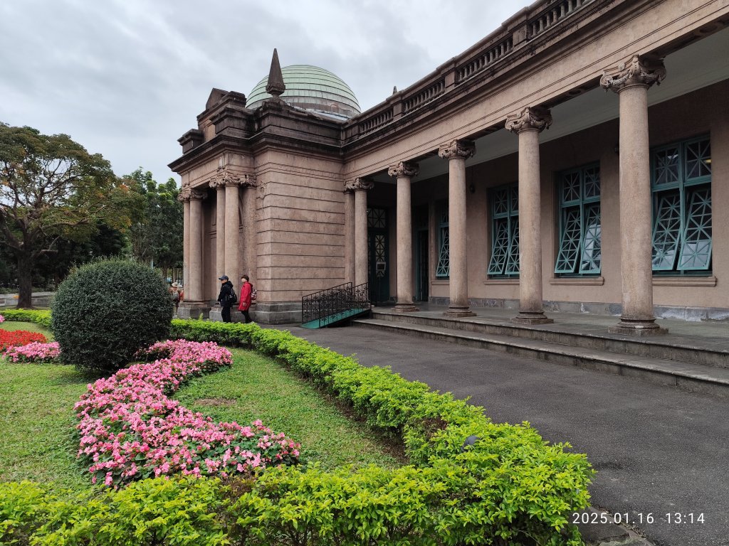 4-3 臺北自來水園區 - 自來水博物館導覽→噴泉庭園→輸配水器材展示區_2692935