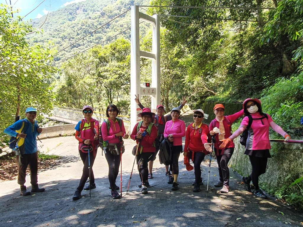 武界一線天&摩摩納爾瀑布_1775870