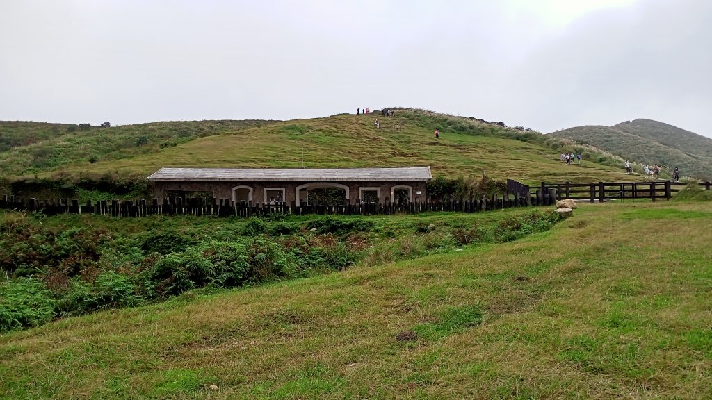 擎天崗→磺嘴山生態保護區→磺嘴山 H912m→翠翠谷→榮潤古道→內雙溪古道→擎天崗環形步道_1489240