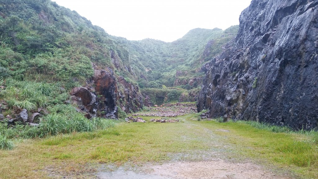 本山地質公園雨中探險_654870