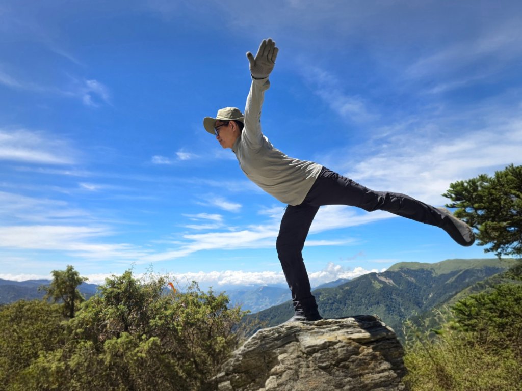 奇萊主北封面圖