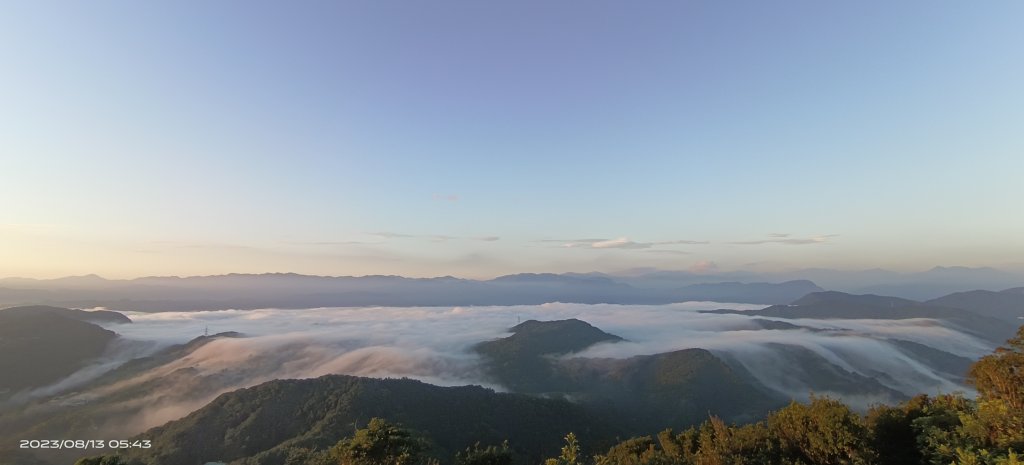 永遠看不膩的二格山藍天綠地雲海流瀑+日出火燒雲8/12&13陽明山流星雨夜空_2246699