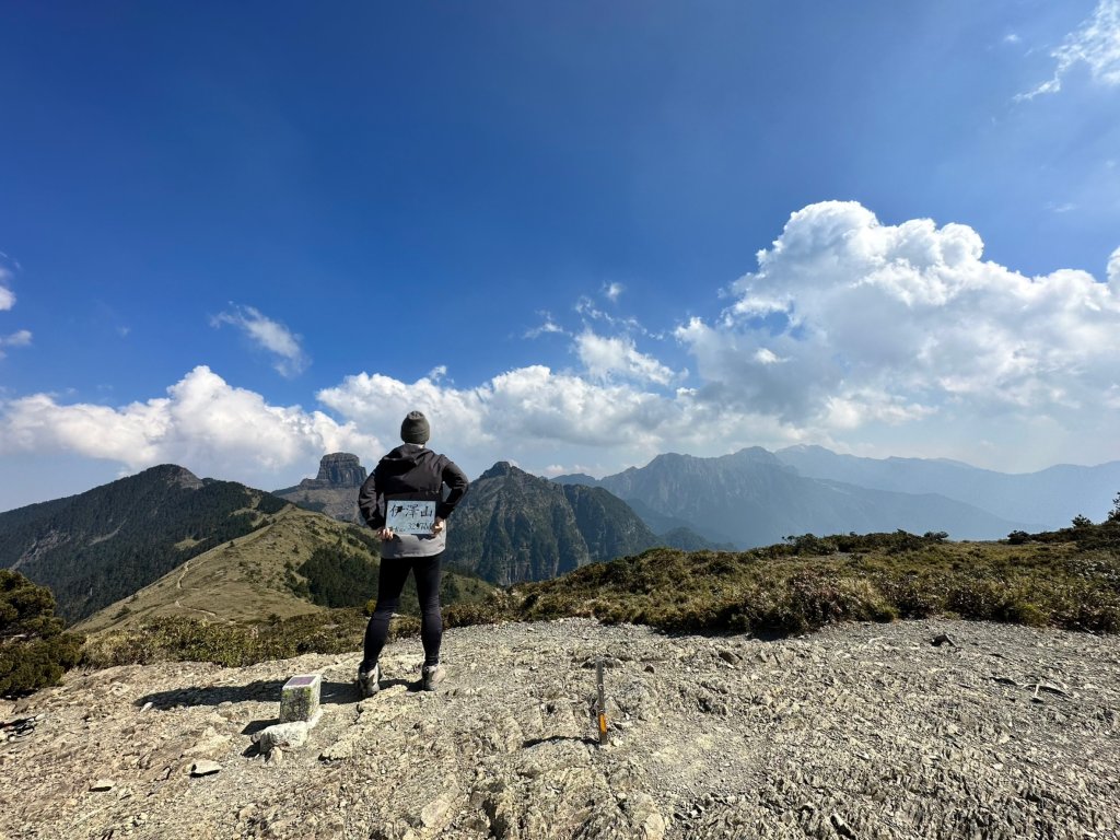 與采臣同行！踏上百岳征途，登頂大霸尖山與小霸尖山！_2853118