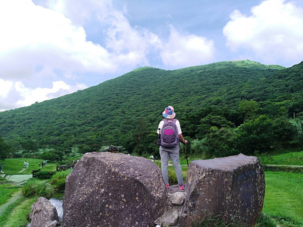 穿越歷史之路 - 大屯山群峰連走_1411168