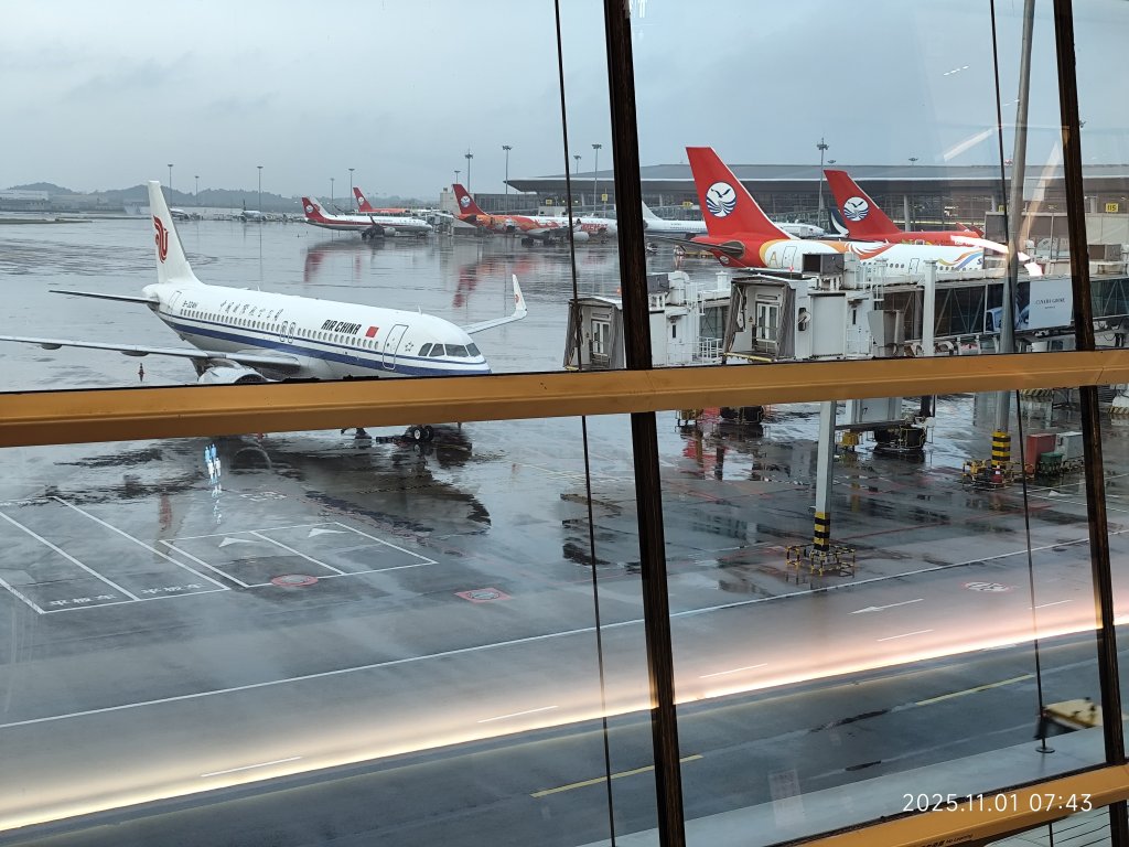 四川成都天府機場→香港國際機場→臺灣桃園國際機場_2941740