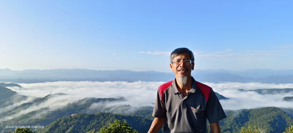 永遠看不膩的二格山藍天綠地雲海流瀑+日出火燒雲8/12&13陽明山流星雨夜空_2246743