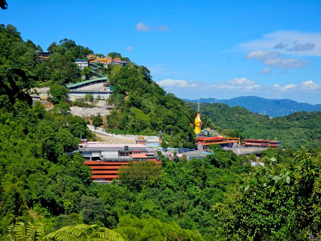 (天上山系)烘爐地土地公-2025微笑山線大縱走尋寶集章任務封面圖