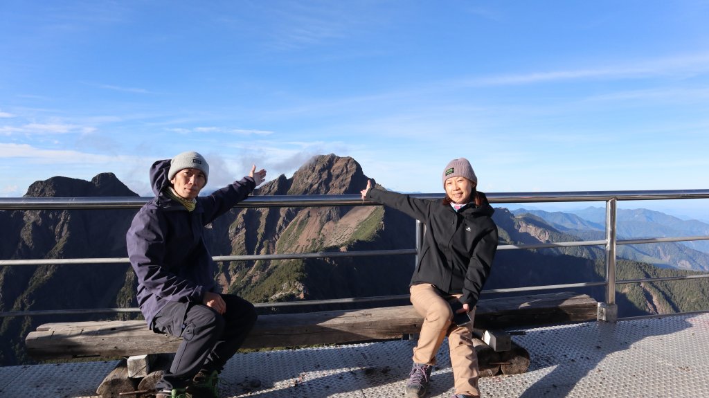 玉山主北峰登山健行趣(百岳01&04號)封面圖