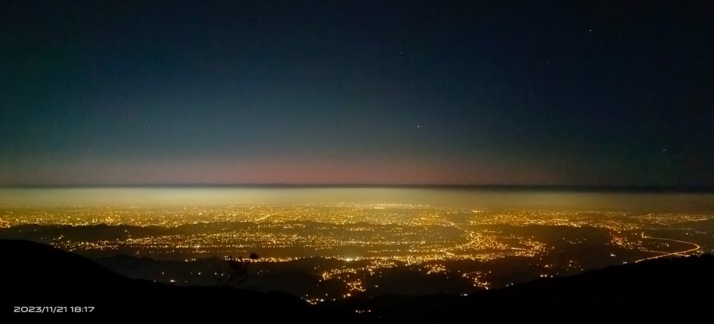 首登鳶嘴山-雲霧瀰漫/夕陽晚霞/星空夜景/琉璃光？11/21_2357136