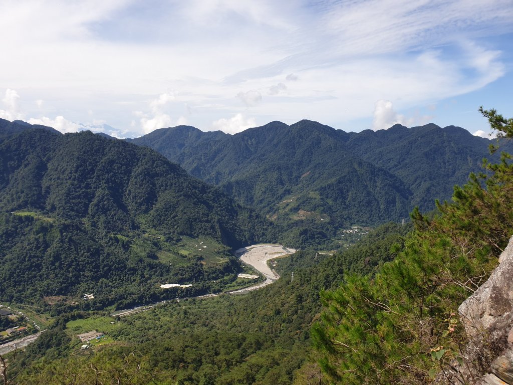 德芙蘭經東南稜上東卯山20190907_676059