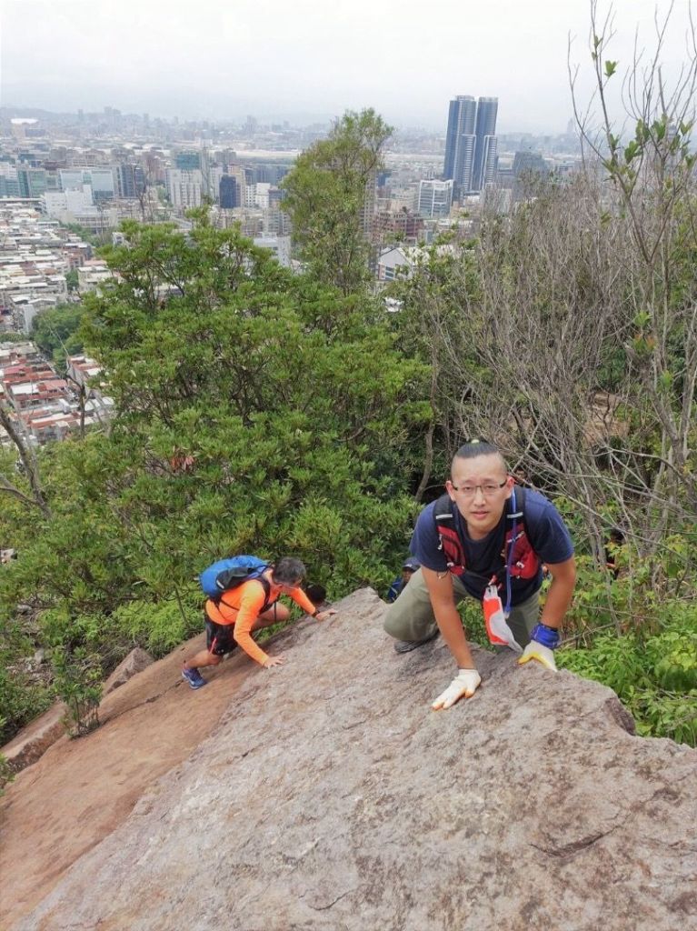 金面山剪刀石封面圖