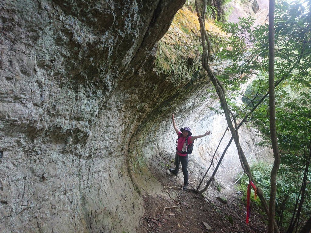 四分子古道、月扇湖山大岩壁O走_1291875