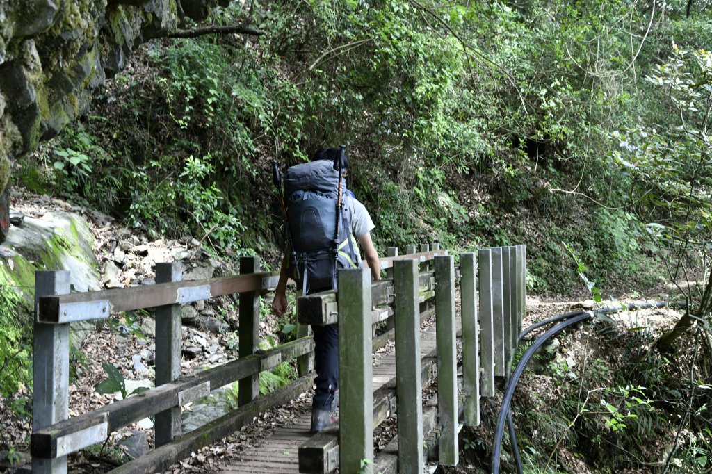八通關上玉山_1025054