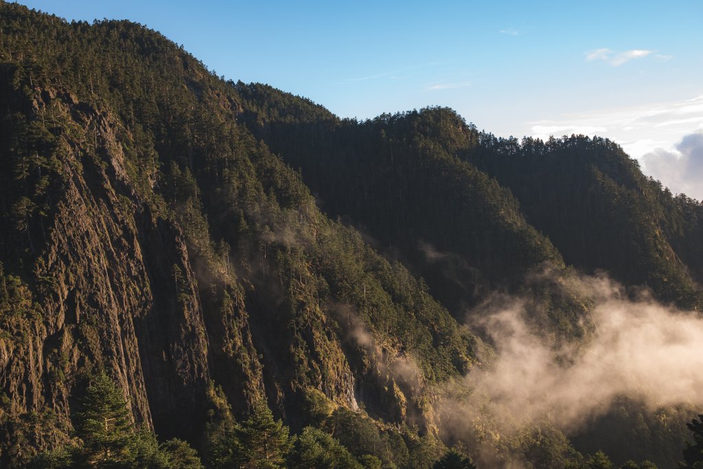 玉山北峰-雲海季開跑囉_691731