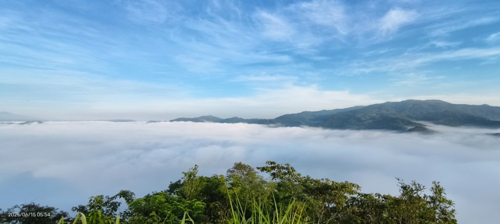 北宜郊山之濫觴 #琉璃光雲海 #琉璃光雲瀑 #日出雲海 #觀音圈雲海 #海景第一排 6/15_2812394