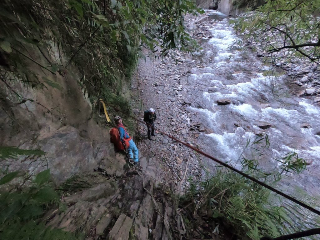 湍湍溪流志佳陽大山_656543