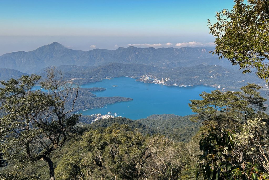 水社大山-鳥瞰日月潭封面圖