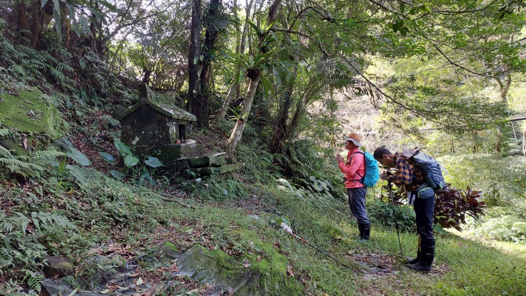 新北石碇姑娘山、雞冠山、松柏崎山、紙寮坑古道8字行封面圖