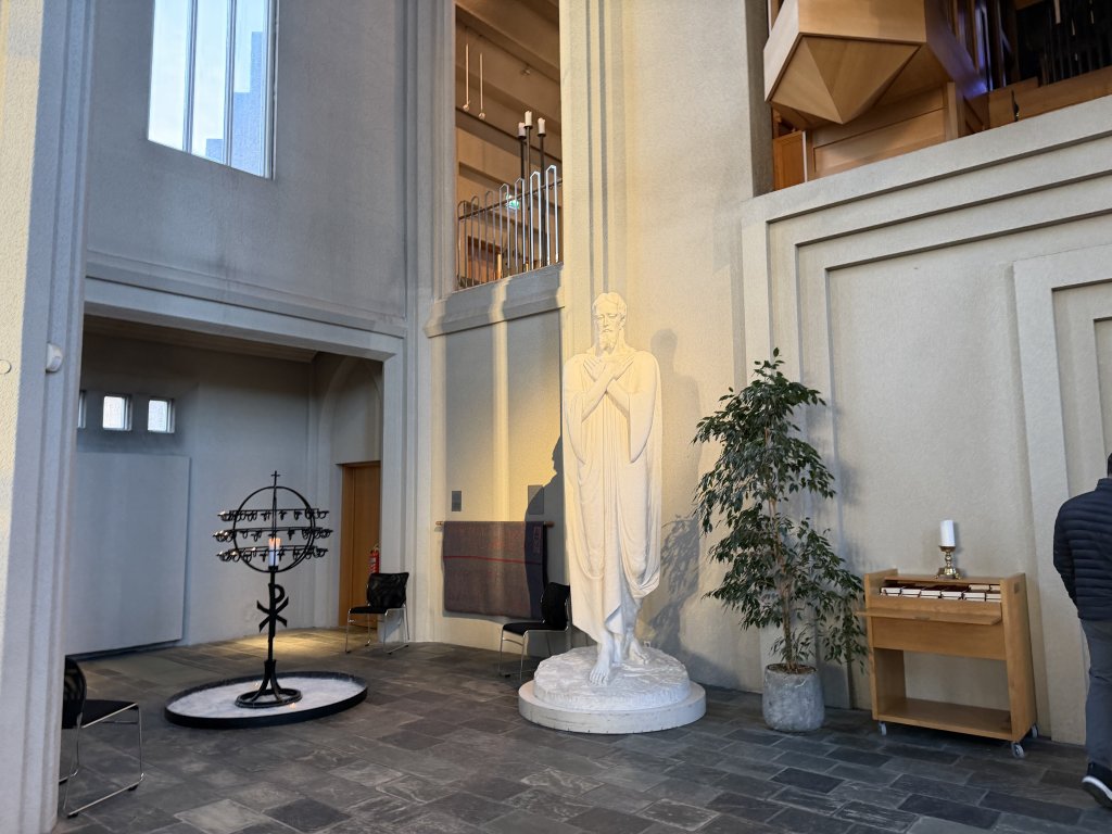 [紐約馬之行-18] 2025_1104 哈爾格林姆教堂(Hallgrimskirkja)_2946157