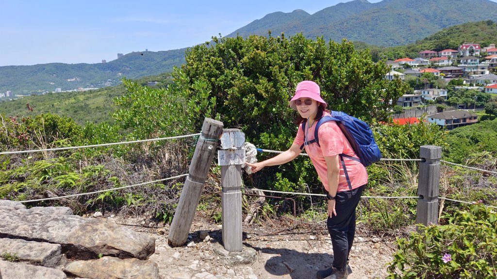 (姨婆趴趴走)第四十三集:攀登連走奇岩山、軍艦岩、丹鳳山_2499510